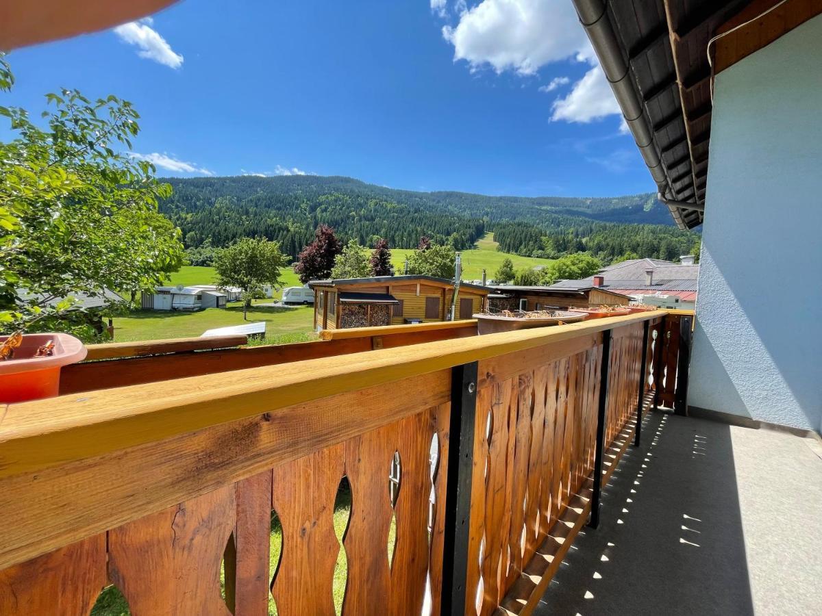 Haus Schwarzenbach Apartment Weissbriach Bagian luar foto
