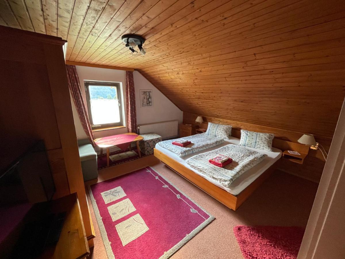 Haus Schwarzenbach Apartment Weissbriach Bagian luar foto